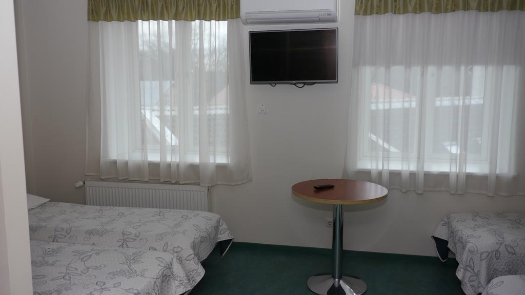 Hommiku Guesthouse Pärnu Quarto foto